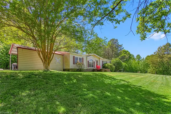 6705 Beale Road, Snow Camp, NC 27349