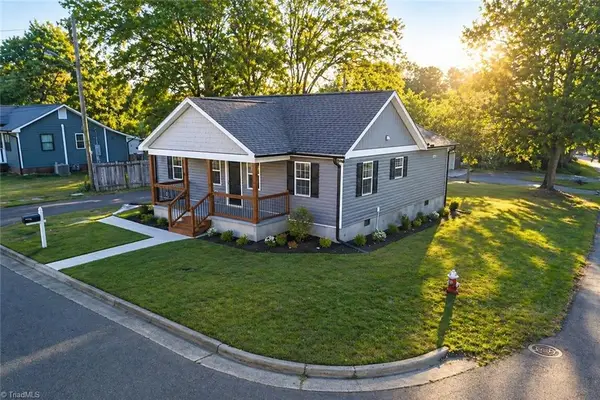 718 James Street, Burlington, NC 27217