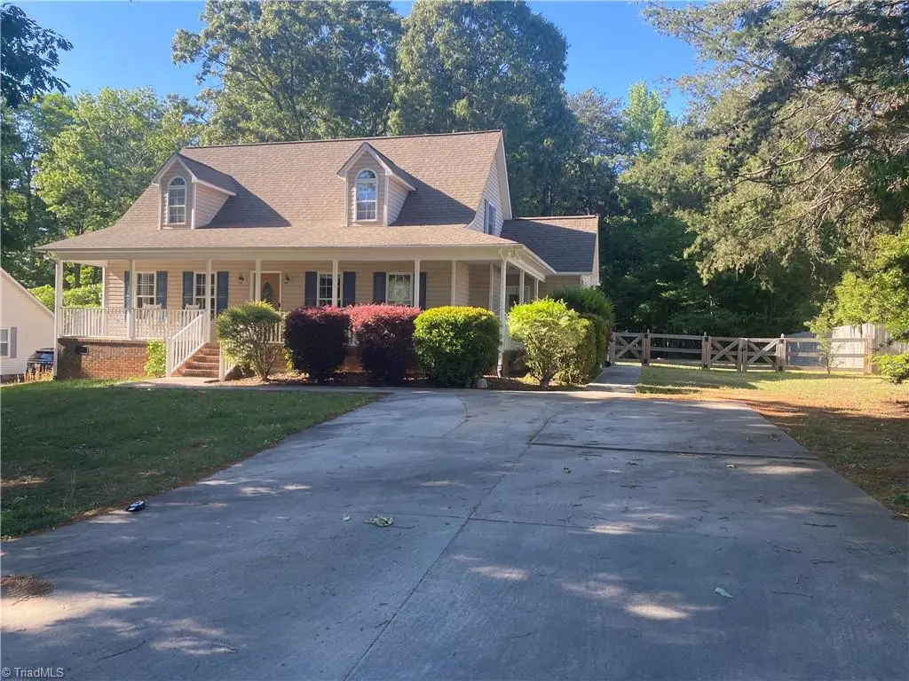 695 Old Castle Drive, Randleman, NC 27317 - #1