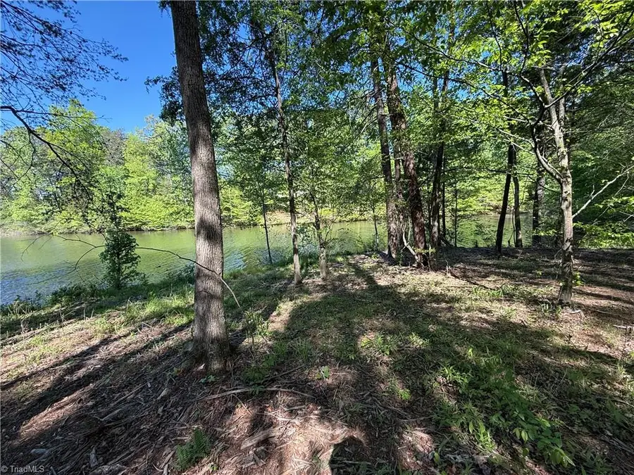 618 Crystal Cove Lane, Yanceyville, NC 27379 - #2