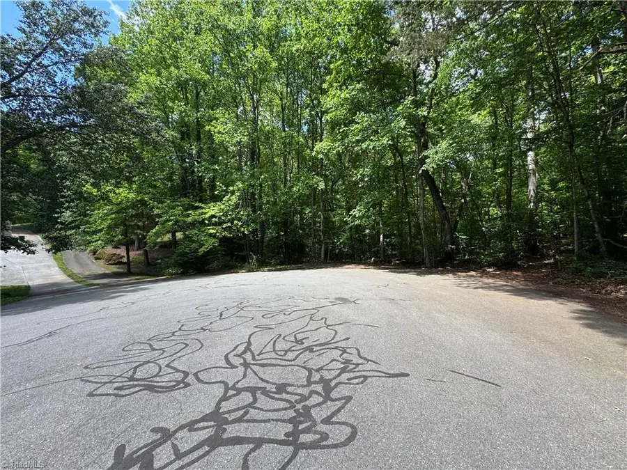5504 Folkstone Road, Pfafftown, NC 27040 - #2