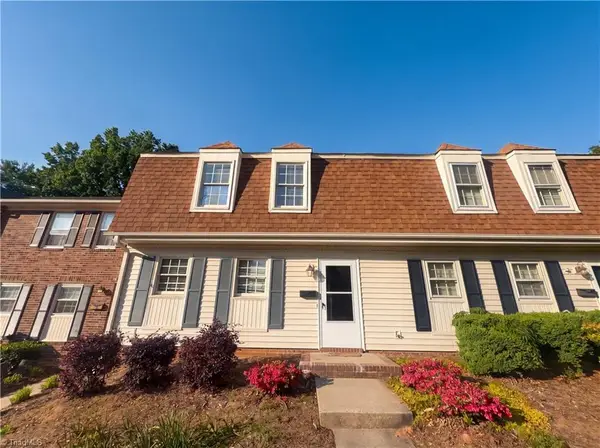 3229 Regents Park Lane #D, Greensboro, NC 27455