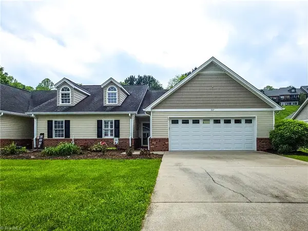 107 Plantation Place Lane, Mount Airy, NC 27030
