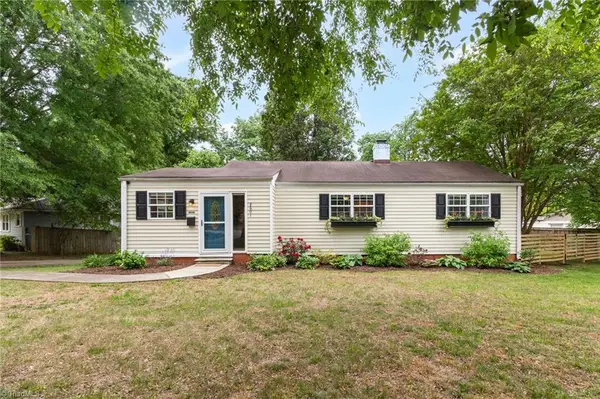 2601 Fernwood Drive, Greensboro, NC 27408