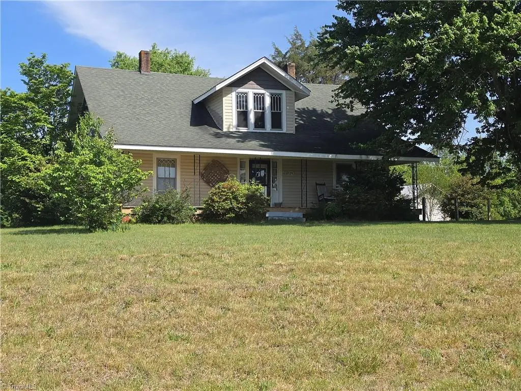2729 Asbury Road, Mount Airy, NC 27030 - #1