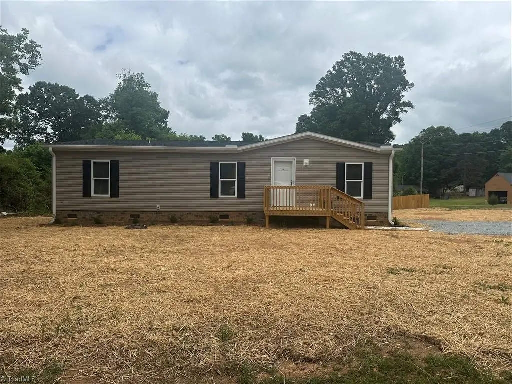 327 Wafford Road, Lexington, NC 27292 - #1