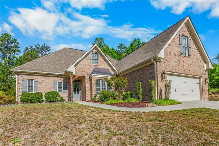 135 Bay Tree Lane, Thomasville, NC 27360 - #3