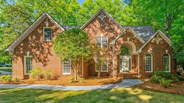 10 Elm Grove Way, Greensboro, NC 27405