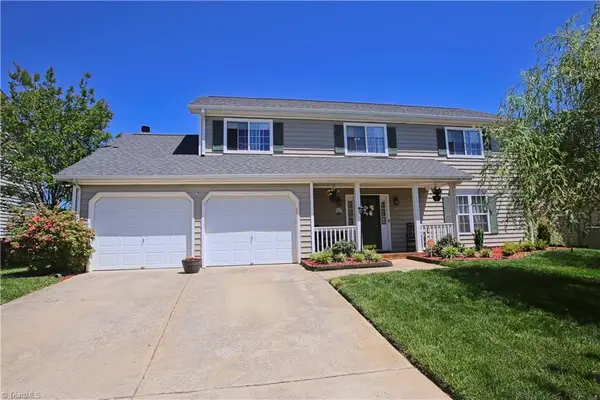 816 Eagle Point Drive, Kernersville, NC 27284