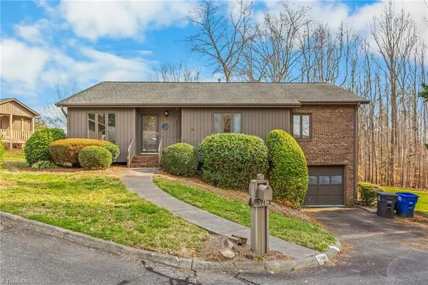 321 Bexley Drive, Winston-Salem, NC 27104