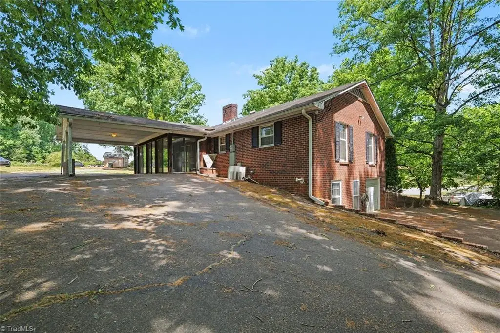 654 Runningbrook Lane, Rural Hall, NC 27045 - #1