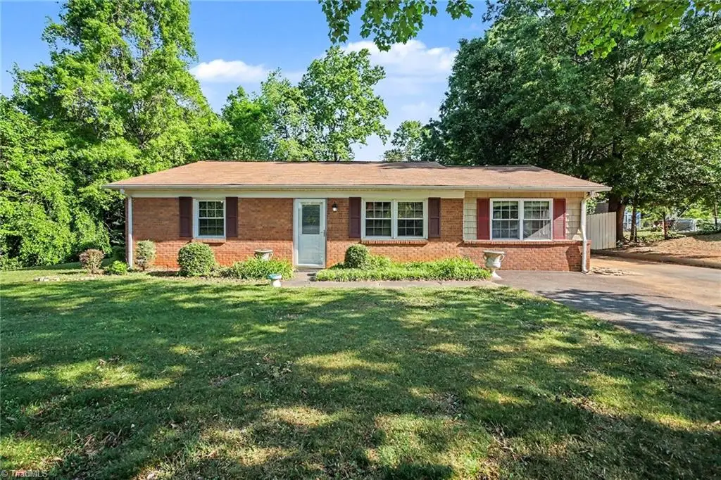 122 Redwood Bend, King, NC 27021 - #1