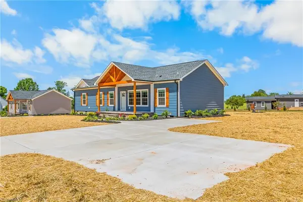 4727 Nc Highway 67, Boonville, NC 27011