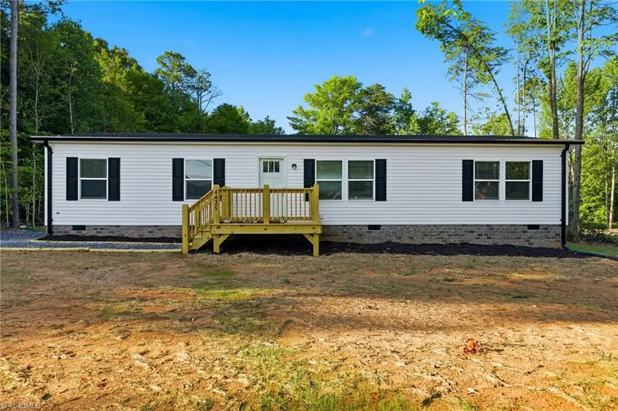 4425 Old Us Highway 421, Hamptonville, NC 27020 - #2