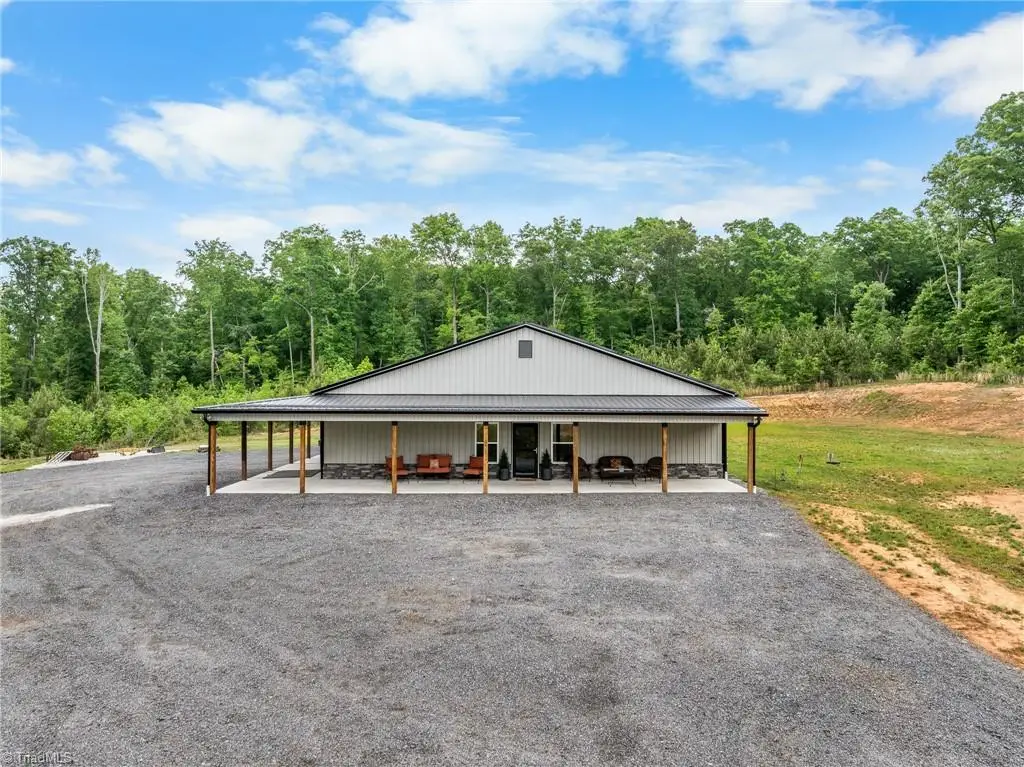 160 Riverwood Drive, Lexington, NC 27292 - #1