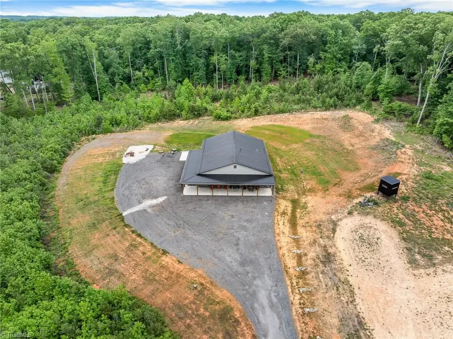 160 Riverwood Drive, Lexington, NC 27292 - #3