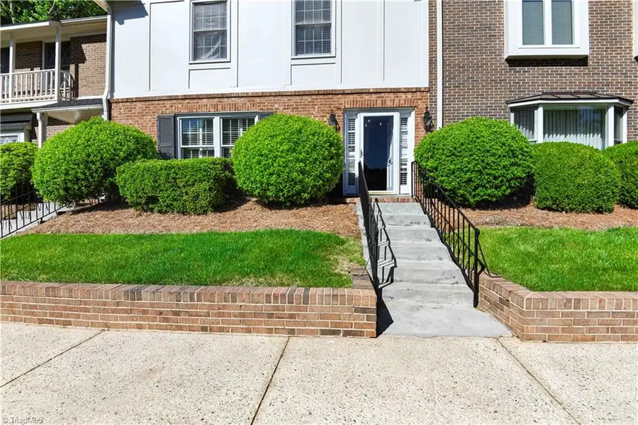 1 Fountain Manor Drive #B, Greensboro, NC 27405 - #2