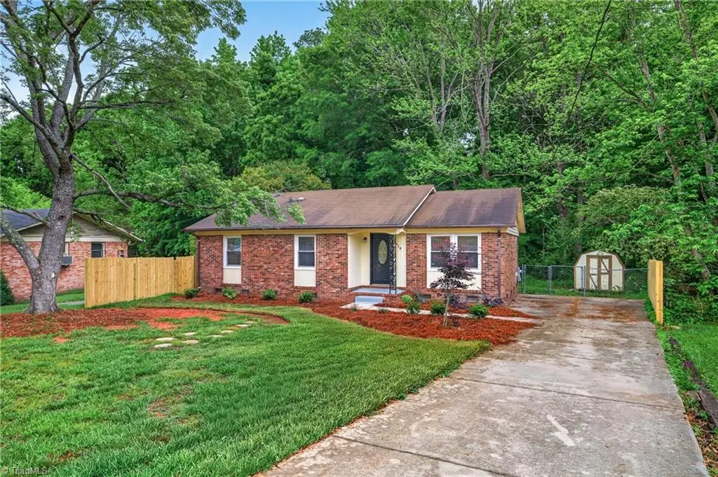 828 Holt Avenue, Greensboro, NC 27405 - #1