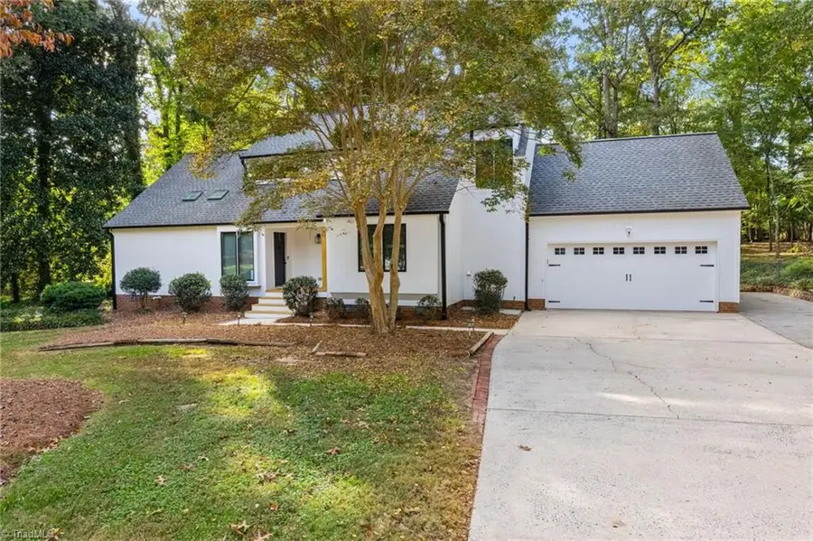 5928 Woodfield Drive, Kernersville, NC 27284 - #3