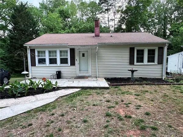 516 Rosewood Drive, Lexington, NC 27292