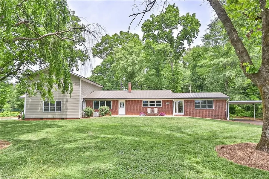 4844 Saint Paul Church Road, Hamptonville, NC 27020 - #2