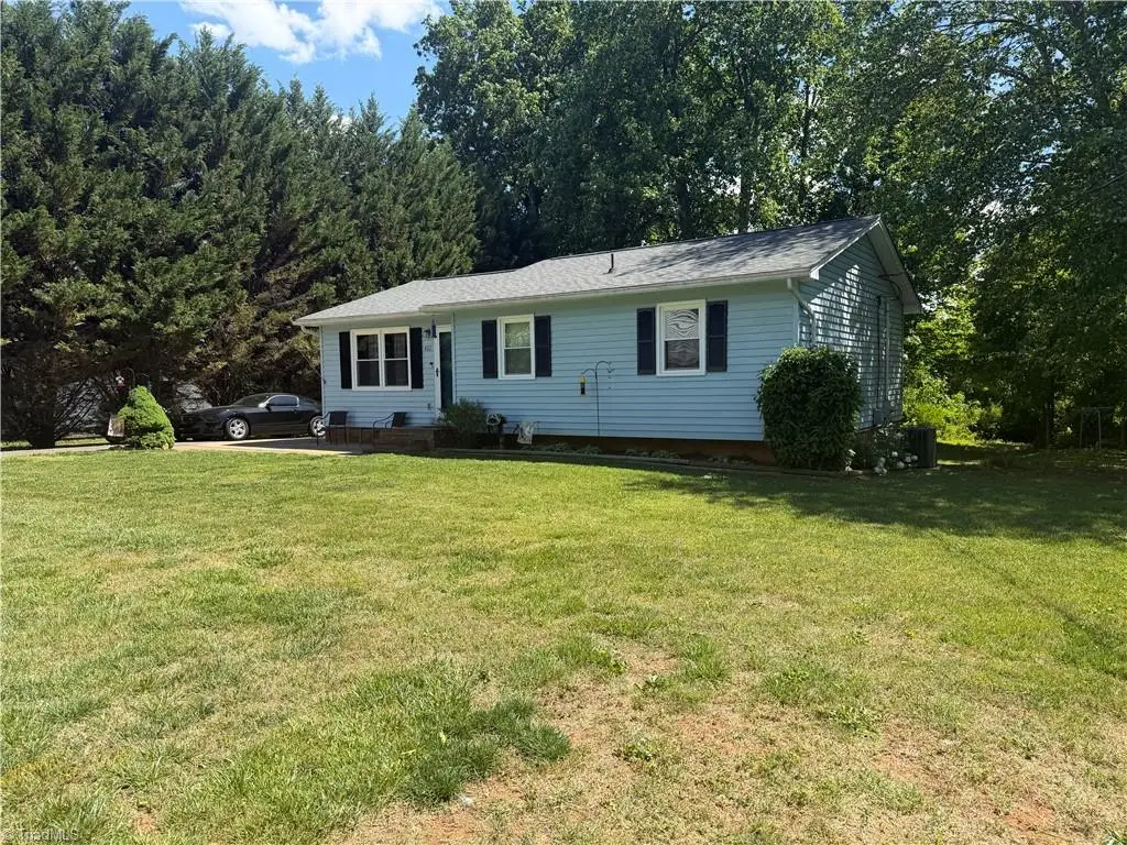402 Williams Street, Boonville, NC 27011 - #1