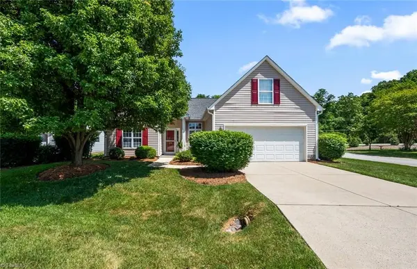 130 Salem Ridge Court, Clemmons, NC 27012