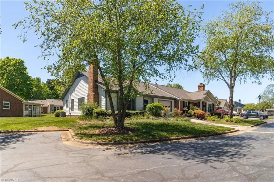 11 Buckboard Lane #B, Greensboro, NC 27410 - #3
