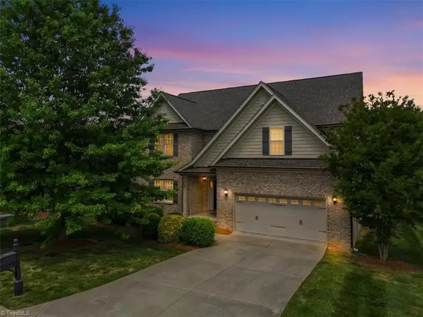 37 Wexford Circle, Thomasville, NC 27360