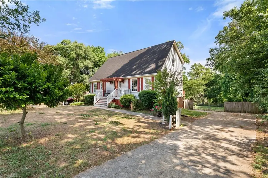 4935 Garden View Drive, Winston Salem, NC 27107 - #3