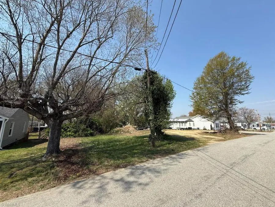 2406 Dane Street, High Point, NC 27263 - #3