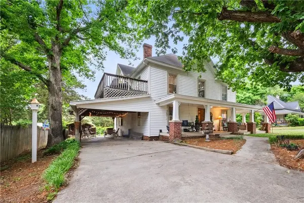 216 W 2nd Street, Denton, NC 27239