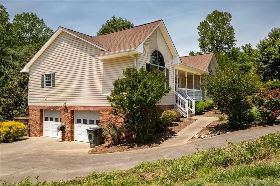124 Hunter Circle, Wilkesboro, NC 28697 - #3
