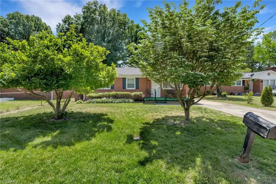 2506 Aster Drive, Greensboro, NC 27401 - #3