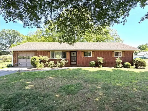531 Lawrence Ridge, Lewisville, NC 27023