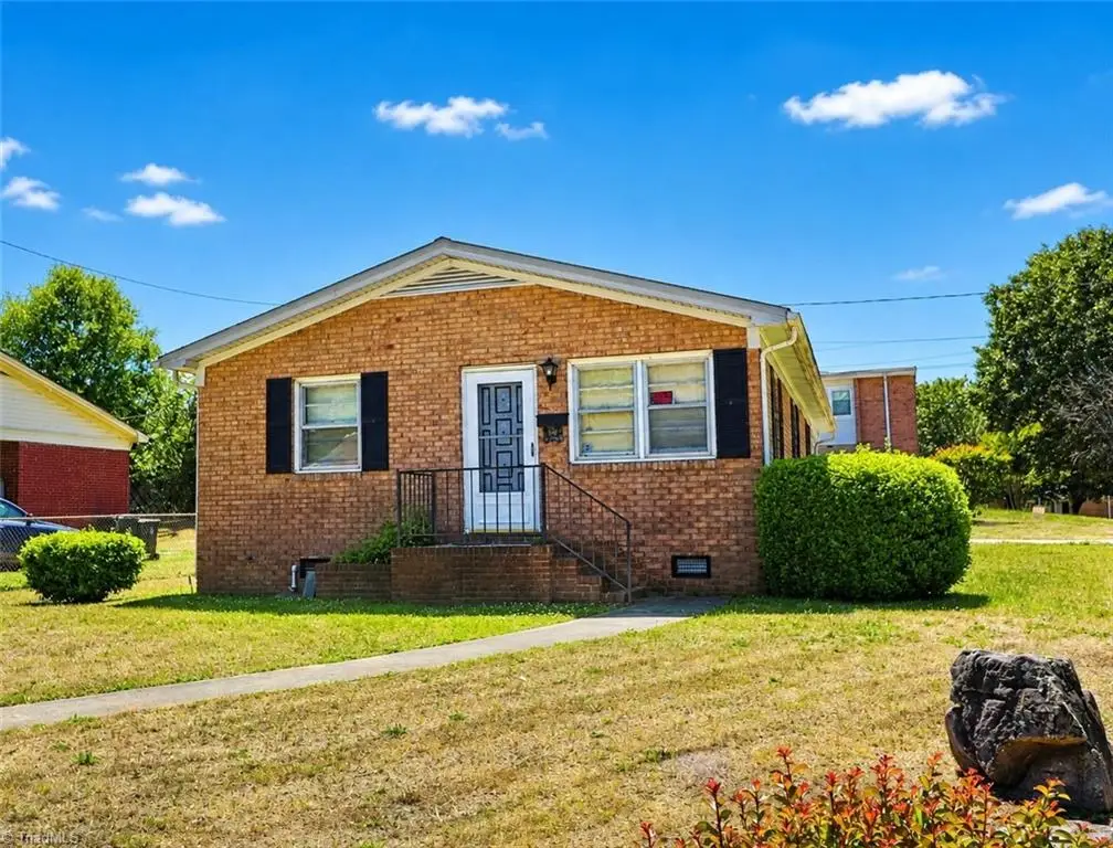834 Mary James Avenue, Thomasville, NC 27360 - #1