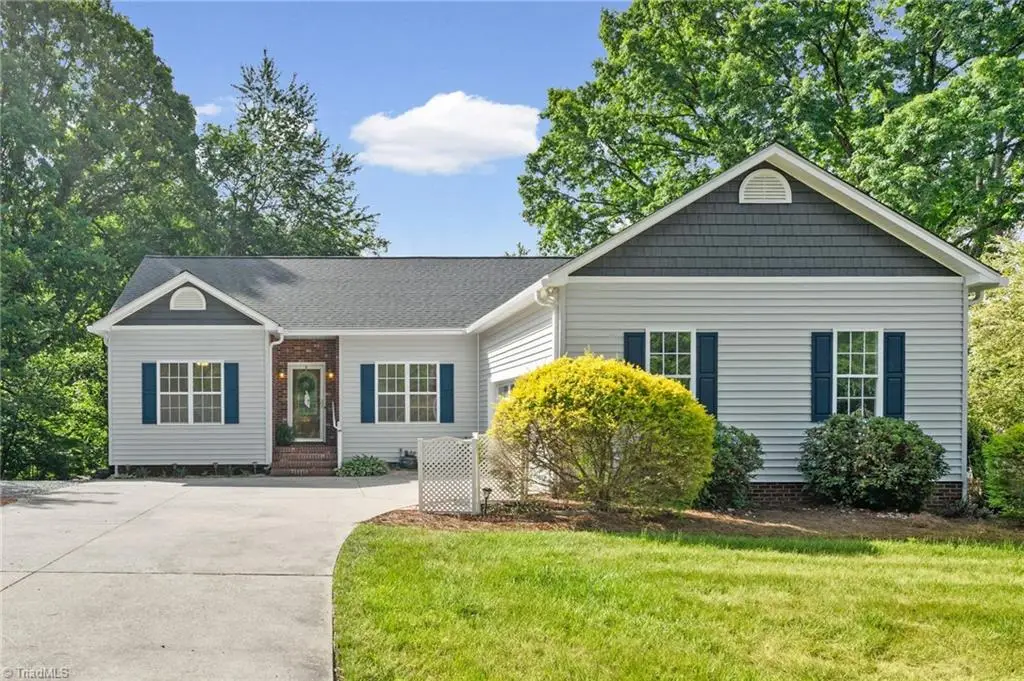 26 Robinhood Circle, Winston Salem, NC 27106 - #1