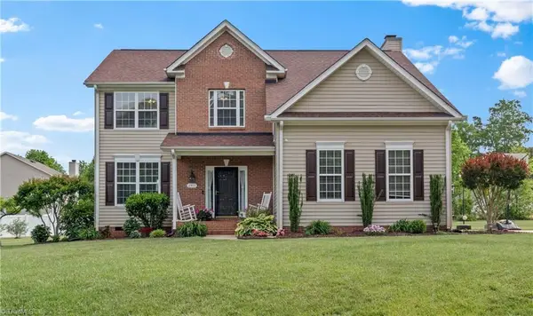 2413 Timber Oaks Lane, Kernersville, NC 27284