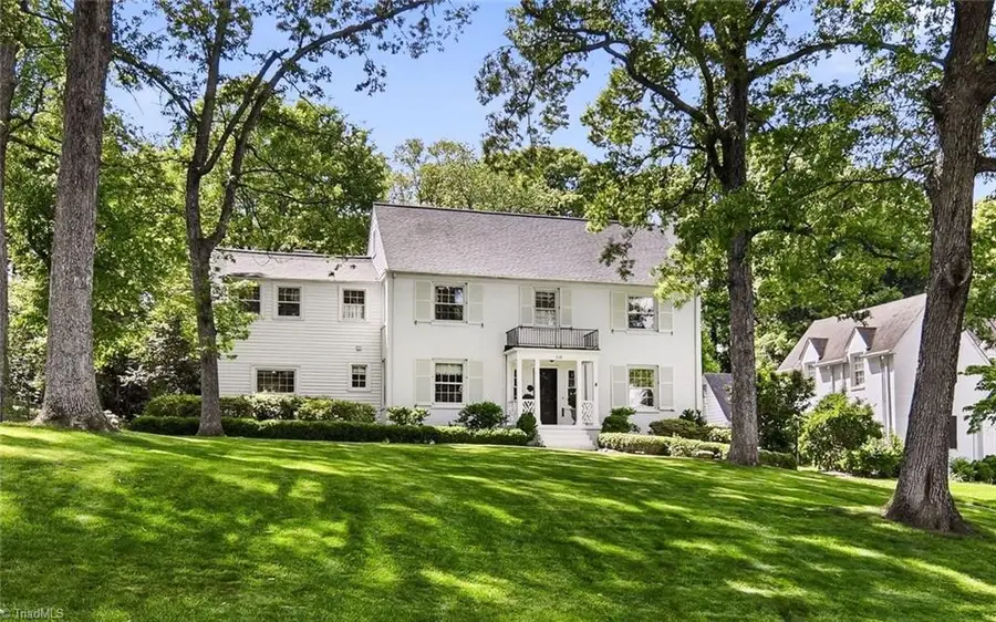 628 Roslyn Road, Winston Salem, NC 27104 - #3