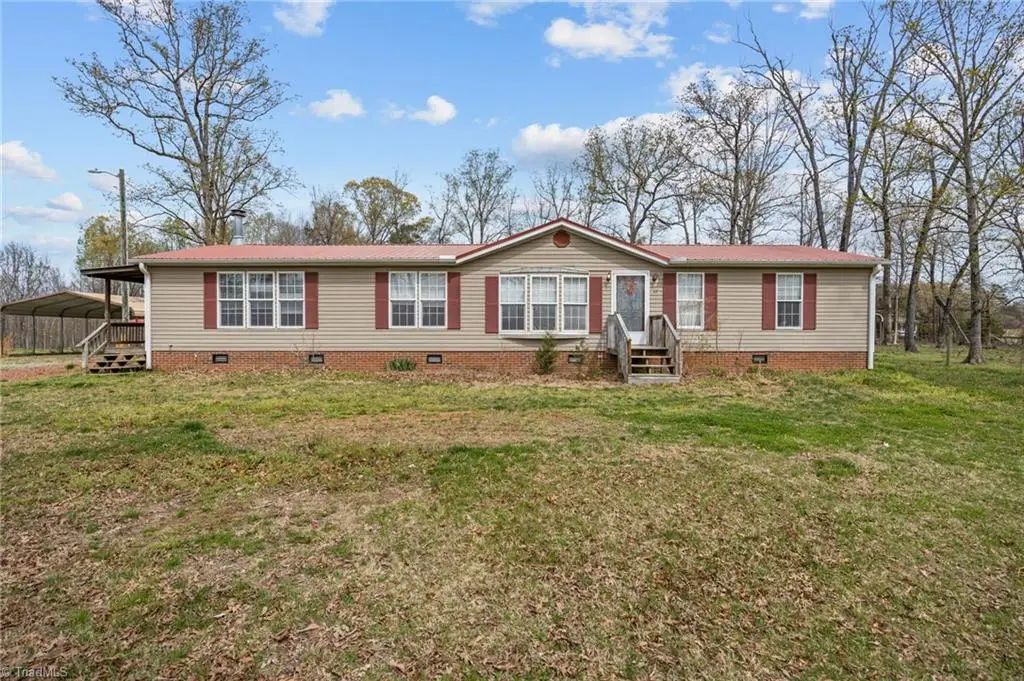 6955 Garrett Store Road, Liberty, NC 27298 - #1