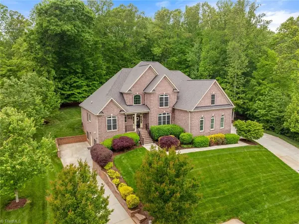 4952 Laurel Run, Winston-Salem, NC 27106