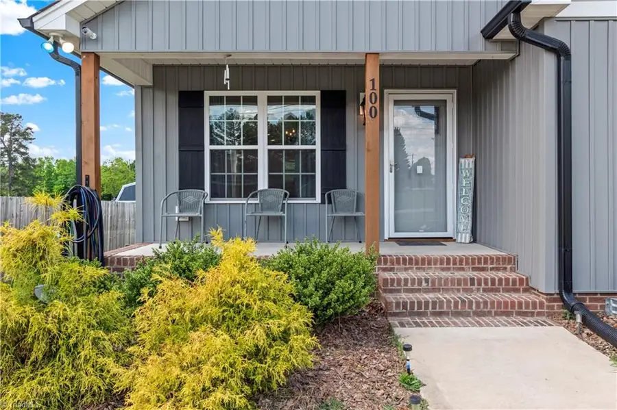 100 Hillside Drive, Thomasville, NC 27360 - #3