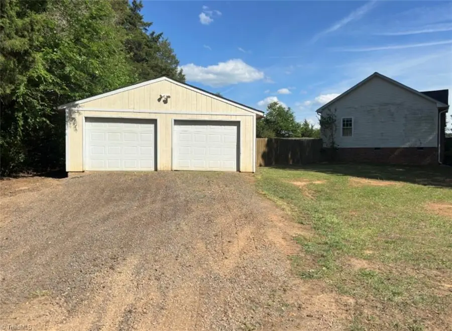 172 Jesse King Road, Advance, NC 27006 - #3