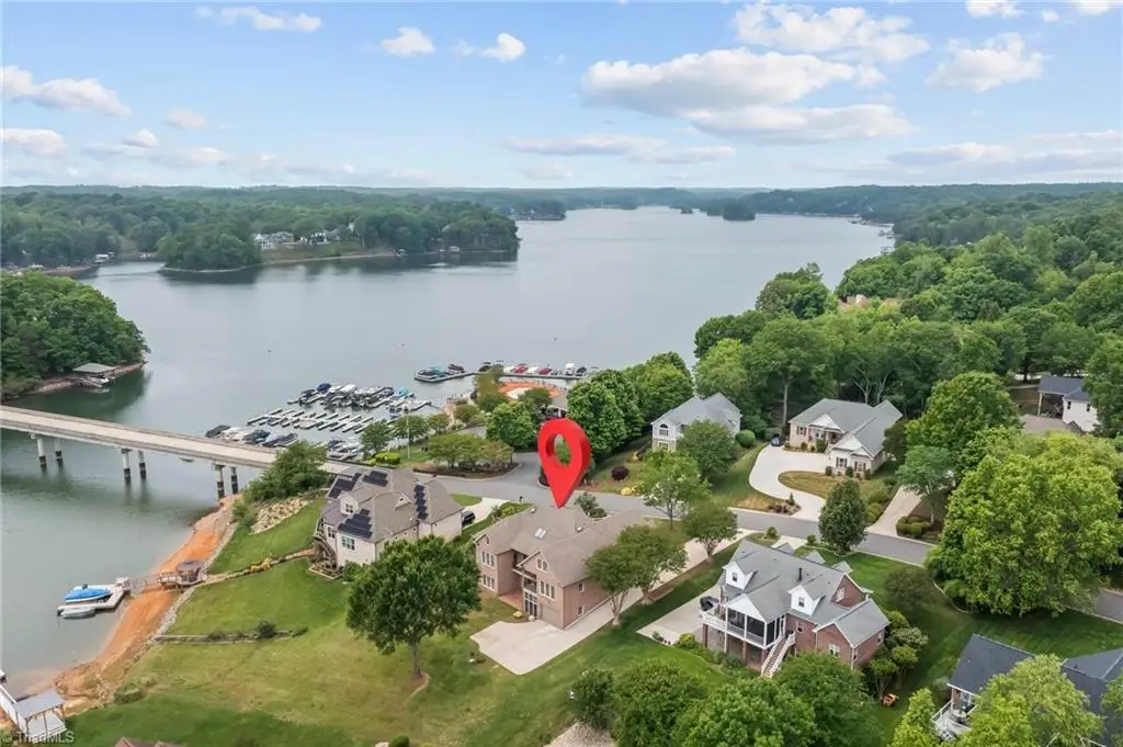 221 Windemere Isle Road, Statesville, NC 28677 - #1