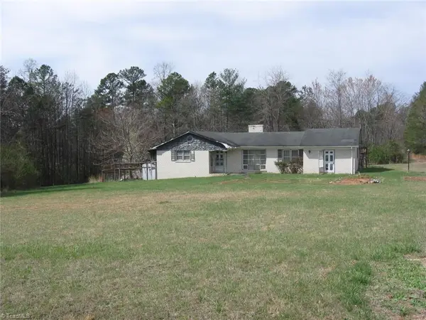 1989 Haymeadow Road, Hays, NC 28635