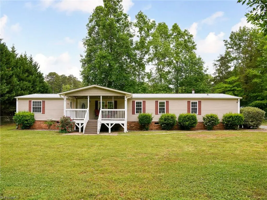 1007 High Rock Shores Drive, Lexington, NC 27292 - #1