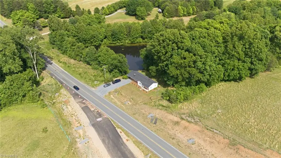 5406 Reidsville Road, Kernersville, NC 27009 - #3