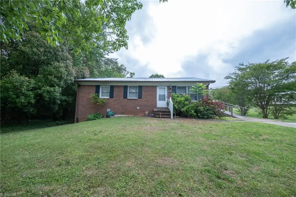 4361 N Old 52 Road, Pinnacle, NC 27043 - #1