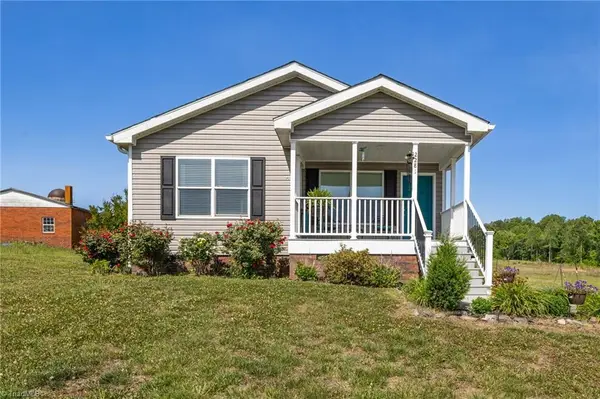 2281 Farmington Road, Mocksville, NC 27028