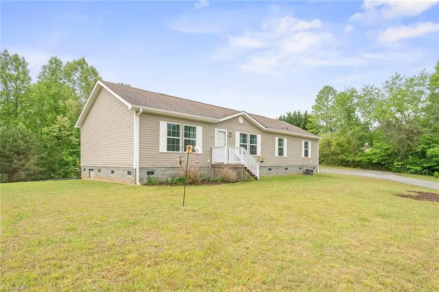 2517 Horseshoe Road, Westfield, NC 27053 - #3